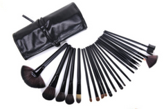 24-Piece Wooden Makeup Brush Set with Luxury Brush Bag
